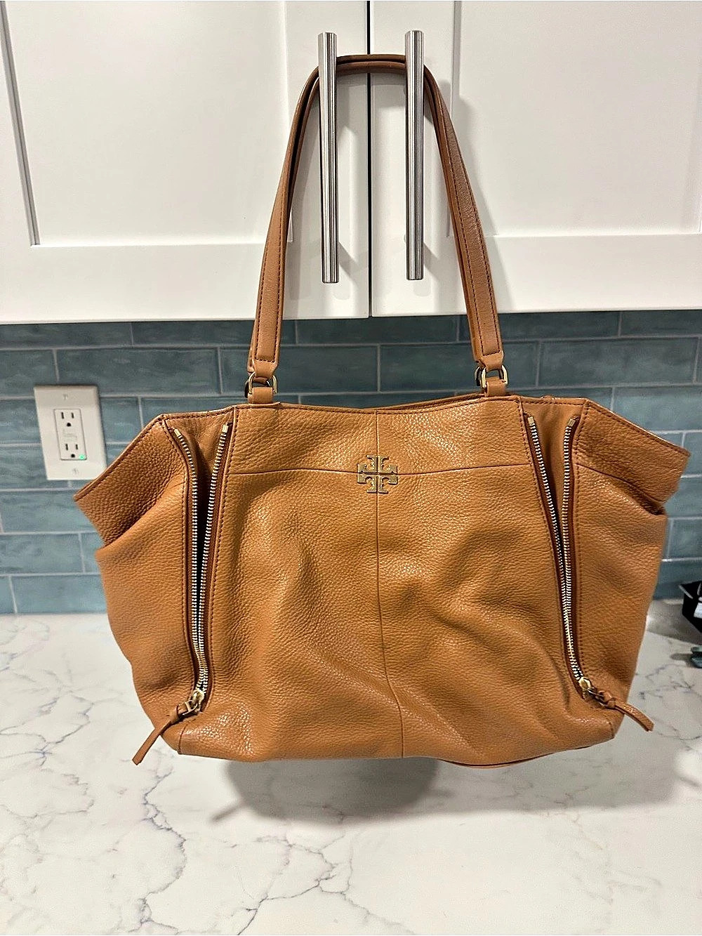 Tory Burch Zip Tote Camel Brown